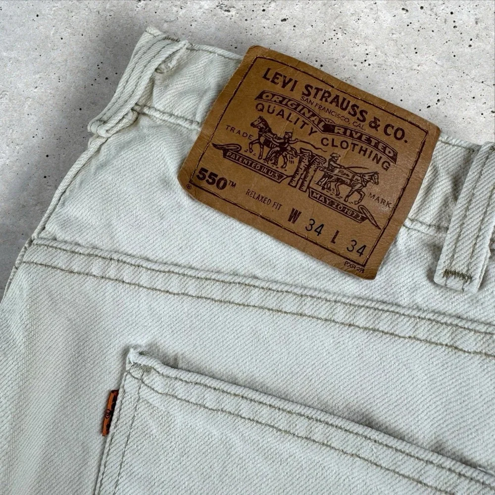 Vintage 90s Levi's‎ 550 Orange Tab Relaxed Taper Fit Jeans Fits 31x34 White USA